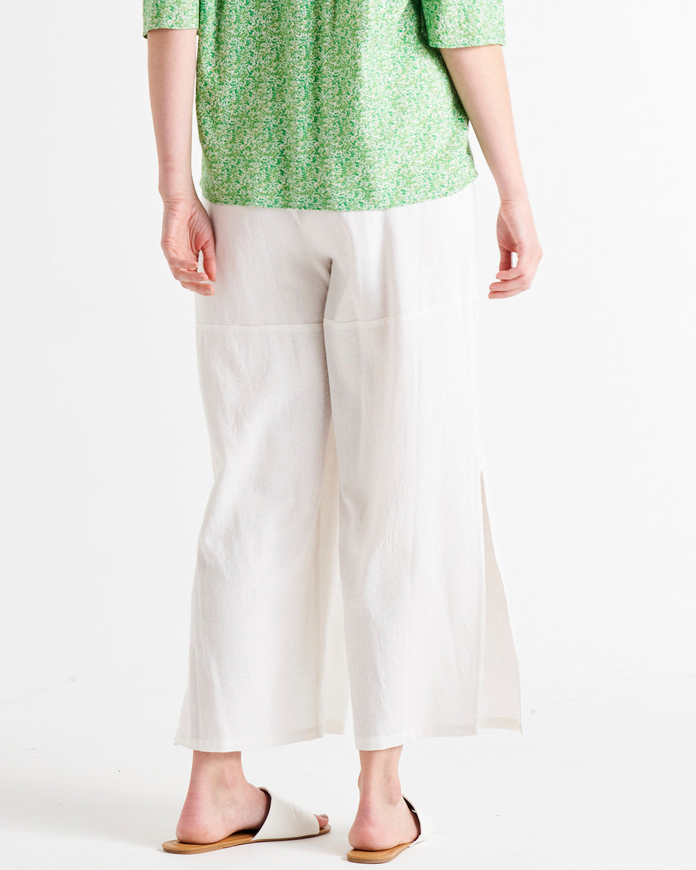 Reef pants white