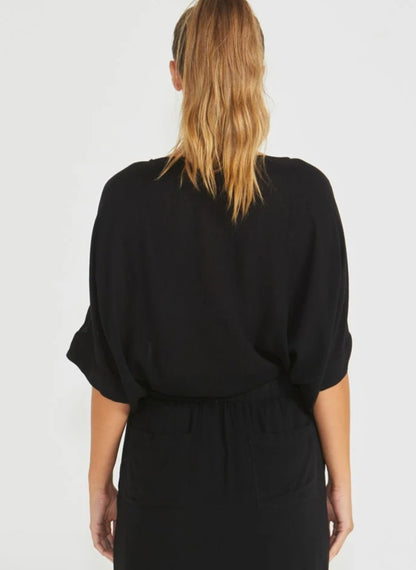 Raya Oversized top black